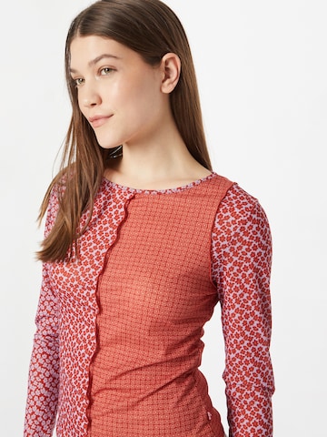 T-shirt 'Pieced Secondskin' LEVI'S ® en rouge