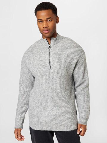 TOM TAILOR DENIM Sweater in Grey: front