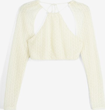 Bershka Sweater in White: front