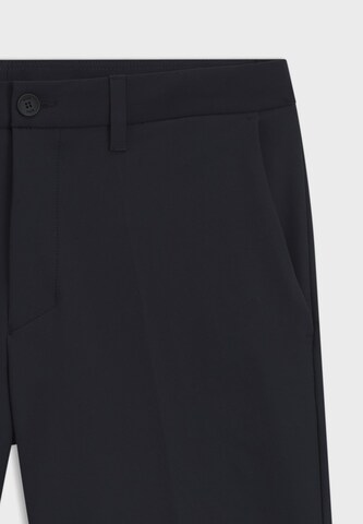BOSS Slim fit Pants in Black
