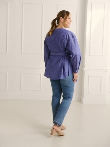 Guido Maria Kretschmer Curvy Bluse 'Nena' in Blau