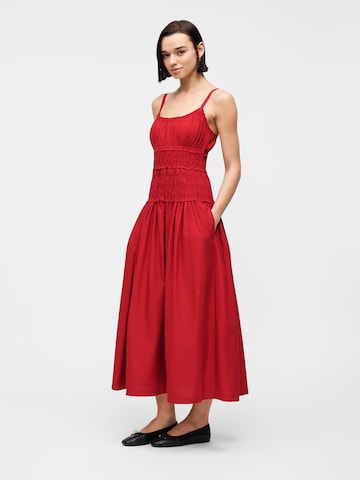 Robe d’été Abercrombie & Fitch en rouge
