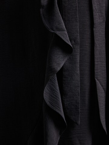 Vero Moda Curve Dress 'VMCALVA' in Black