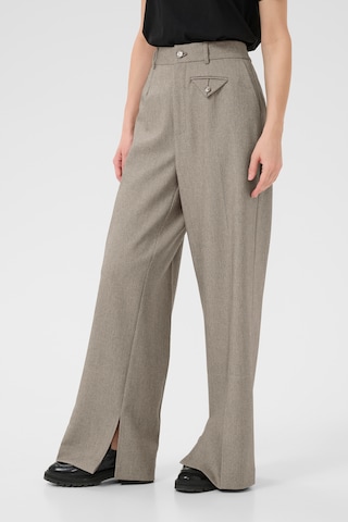 Regular Pantalon à plis 'Tilla' Kaffe en beige : devant