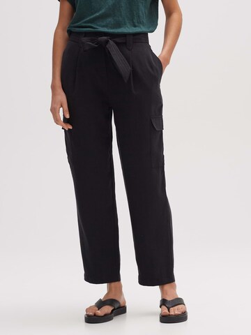 OPUS Slim fit Pleat-Front Pants 'Maidie' in Black: front