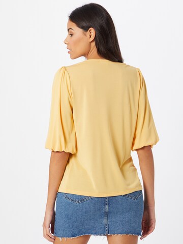 T-shirt 'Ninella' Soft Rebels en jaune