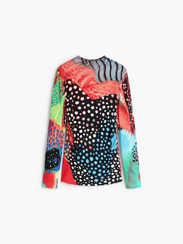 Pulover de la Desigual pe negru