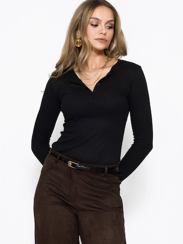 Maglietta di SASSYCLASSY in nero