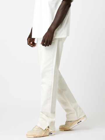 EIGHTYFIVE Normalny krój Jeansy 'Garbadin' w kolorze biały: przód