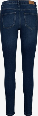 VERO MODA Skinny Jeans 'June' in Blau