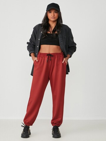 C&City Tapered Trousers in Brown
