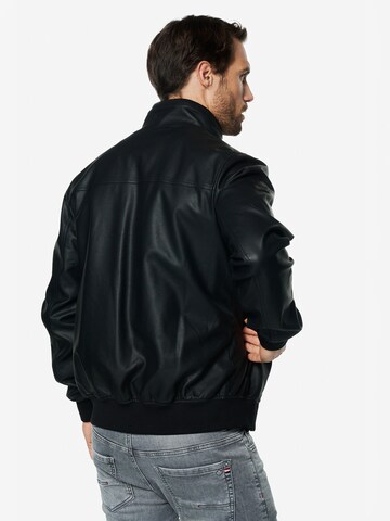 KOROSHI Prehodna jakna | črna barva