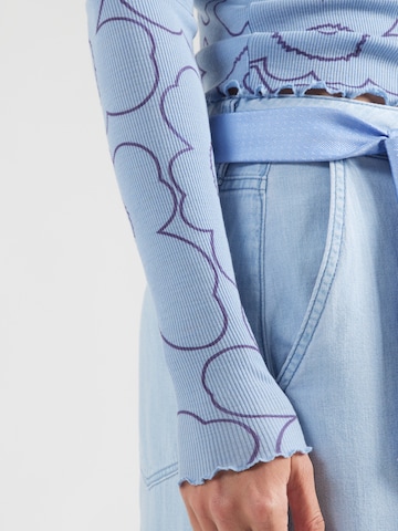 Tricou de la Marimekko pe albastru