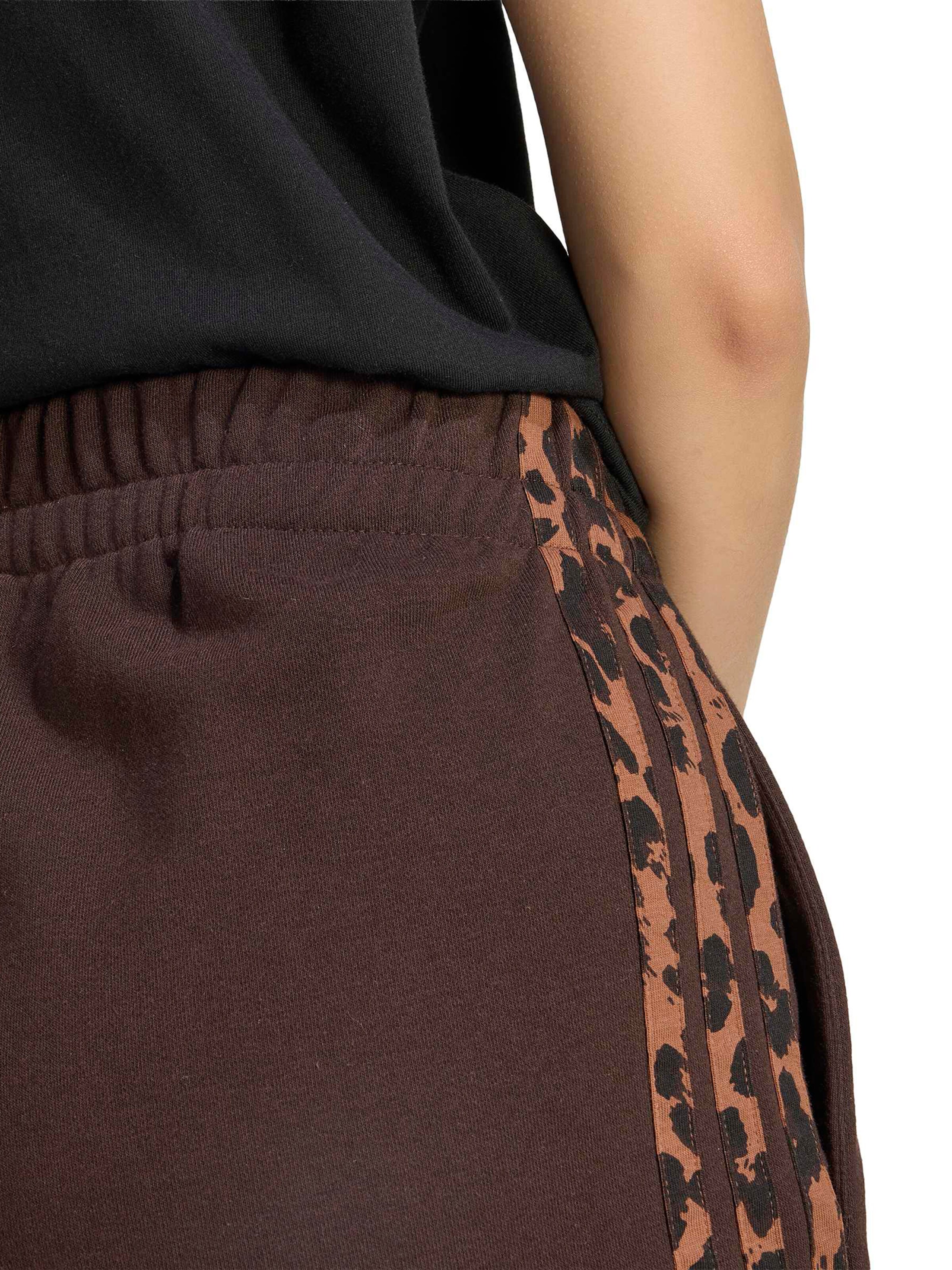 regular Pantaloni sportivi di ADIDAS SPORTSWEAR in marrone