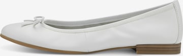 Ballerines 'Alena' TAMARIS en blanc