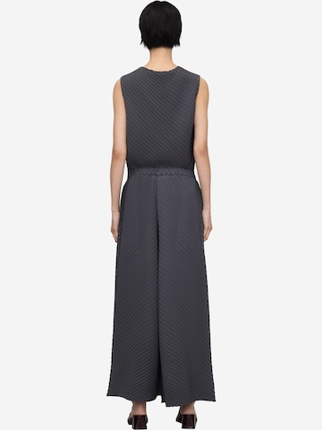 Adolfo Dominguez Laiad sääred Püksid, värv hall