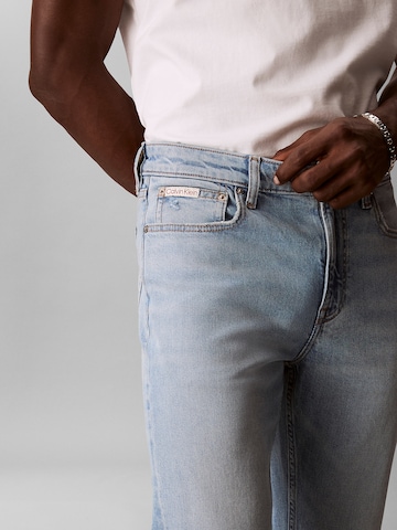 Coupe slim Jean Calvin Klein Jeans en bleu