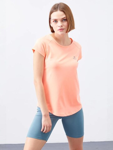 Tommy Life Shirt in Orange: front