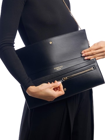 STUDIO FLO Clutch 'LUXECLASP CLUTCH - Made in Italy' in Black