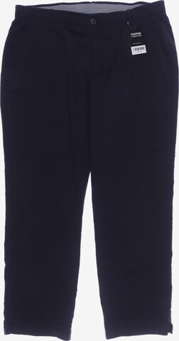 UNDER ARMOUR Pants in 40 in Black: front