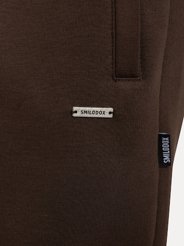 Smilodox Tapered Ilyas Casual Classic Pants in Braun