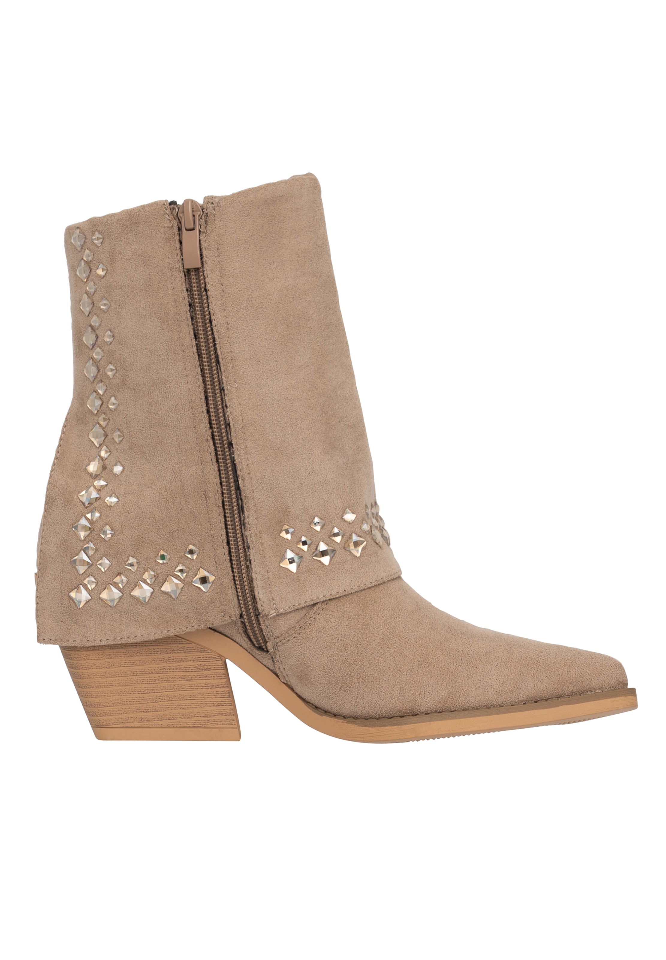 Salinyang Booties in Beige