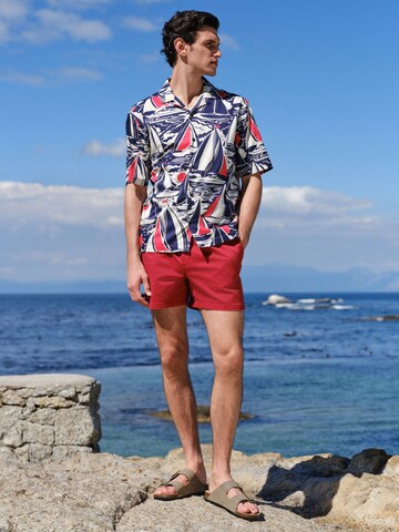 Next - regular Pantalón plisado en rojo