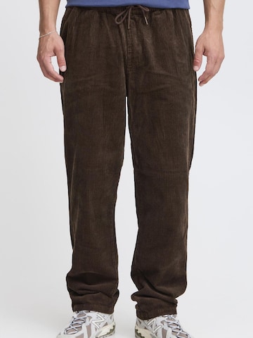 !Solid Regular Chino trousers 'Gutti' in Brown