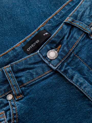 Ombre Regular Jeans in Blau