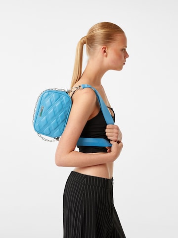 Sac bandoulière Bershka en bleu