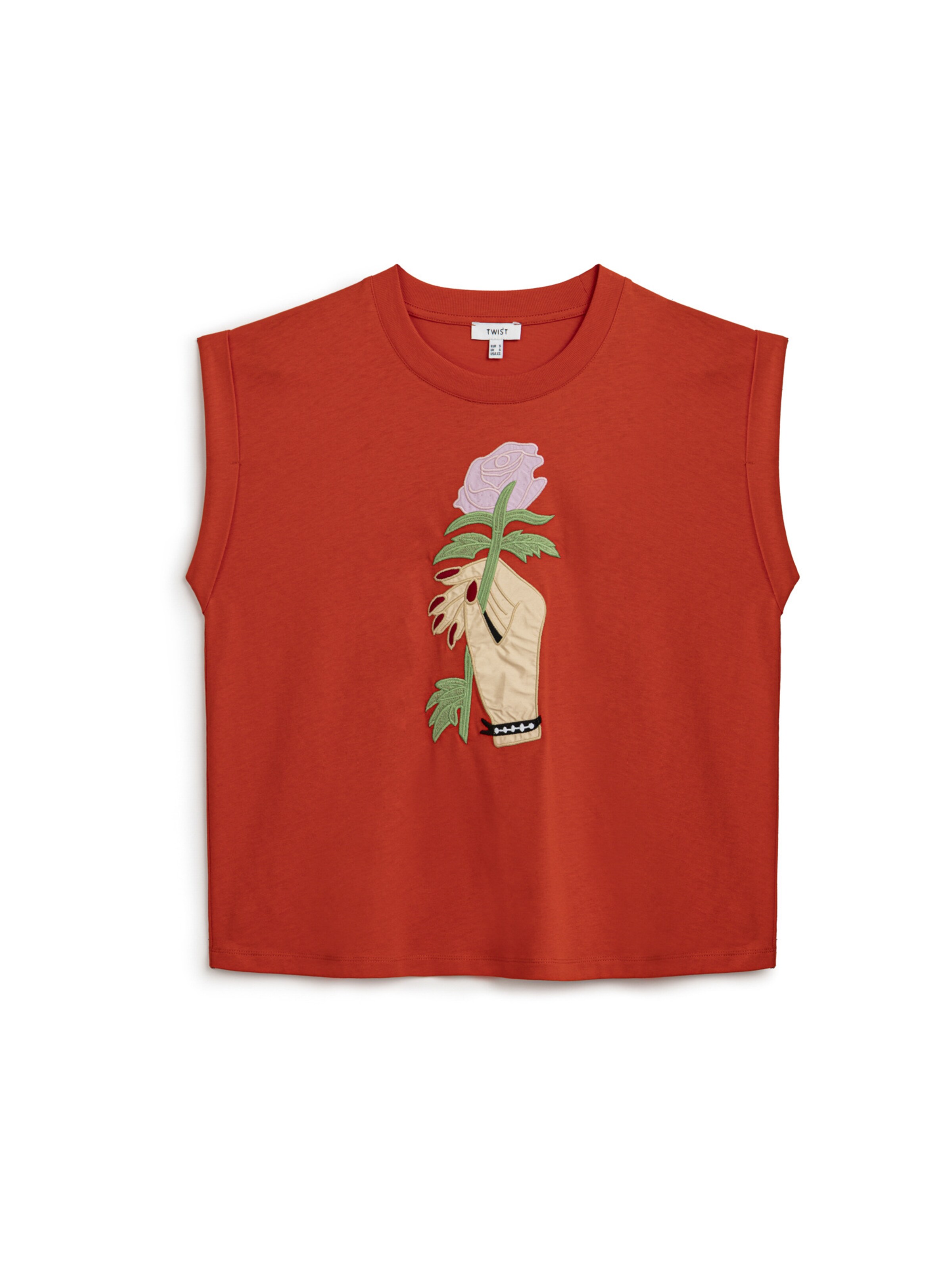 Twist Shirt in Red: front