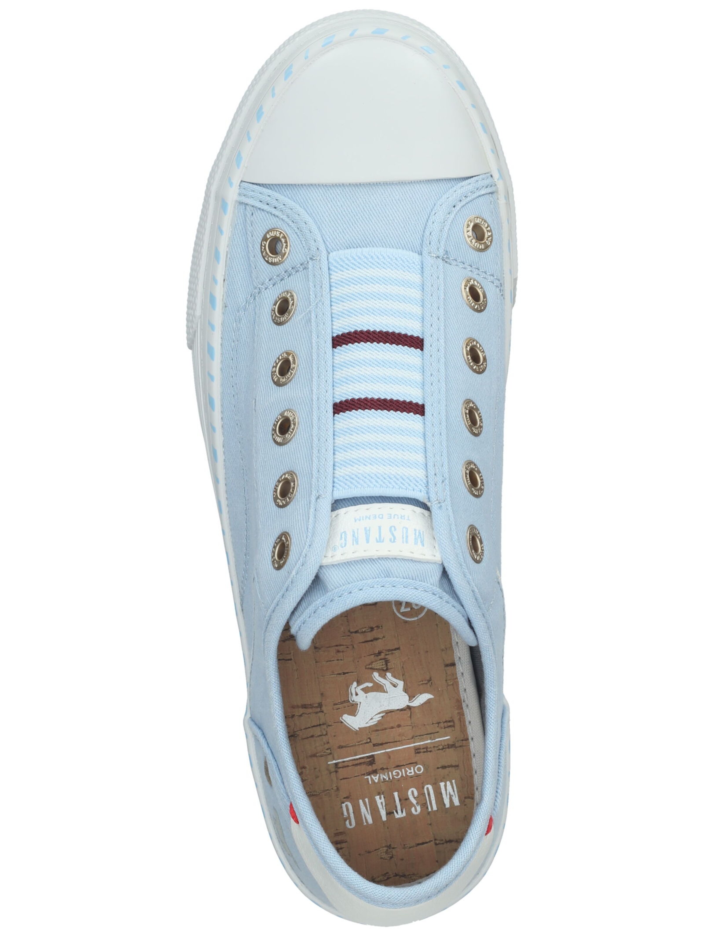 MUSTANG Slip-Ons in Blue