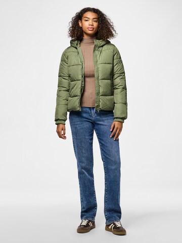 PIECES Winter Jacket 'PCBee' in Green