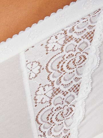 SLOGGI Slip 'Chic'‌ in Weiß