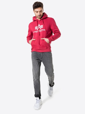 ALPHA INDUSTRIES Sweatshirt in Rood