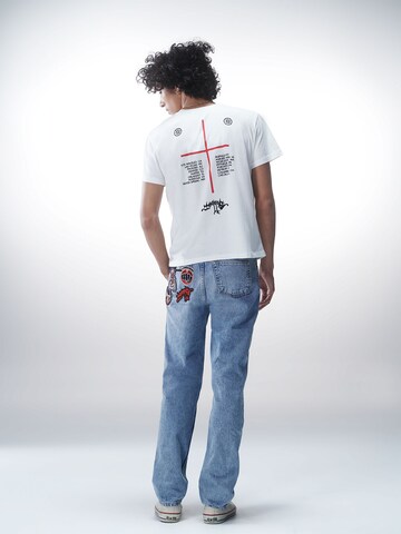 Tricou 'Sinan' de la Luka Sabbat for ABOUT YOU pe alb