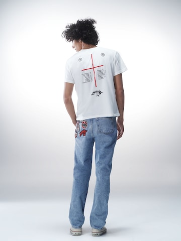 Luka Sabbat for ABOUT YOU - Camiseta 'Sinan' en blanco