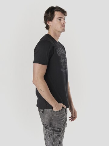 KOROSHI Shirt in Black