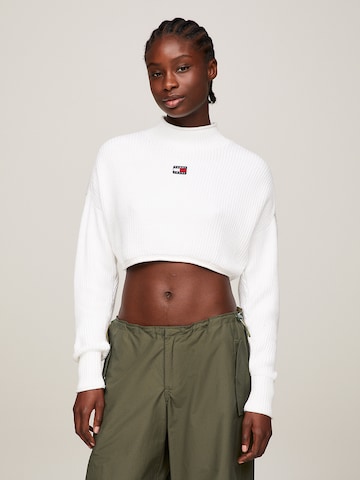 Pull-over Tommy Jeans en blanc