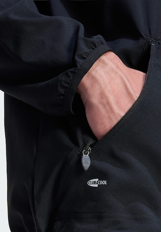 ADIDAS ORIGINALS Between-season jacket in Black