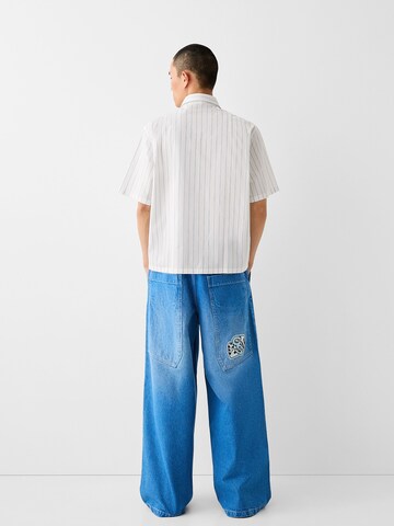 Bershka Comfort Fit Skjorte i hvid