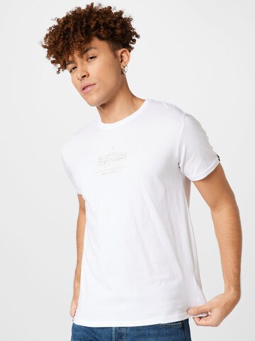 T-Shirt ALPHA INDUSTRIES en blanc : devant