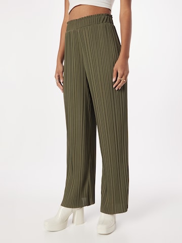 ABOUT YOU Wide leg Broek 'Noelle' in Groen: voorkant