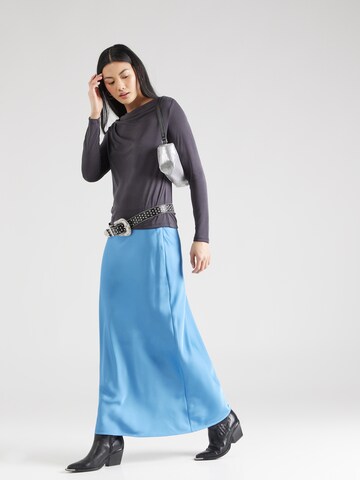 Monki T-shirt i svart