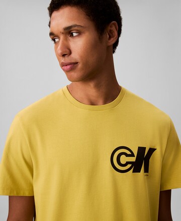 T-Shirt Calvin Klein Jeans en jaune