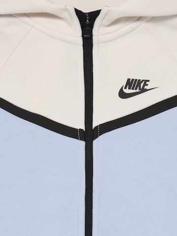 Nike Sportswear Jogginganzug 'TECH FLEECE' in Weiß