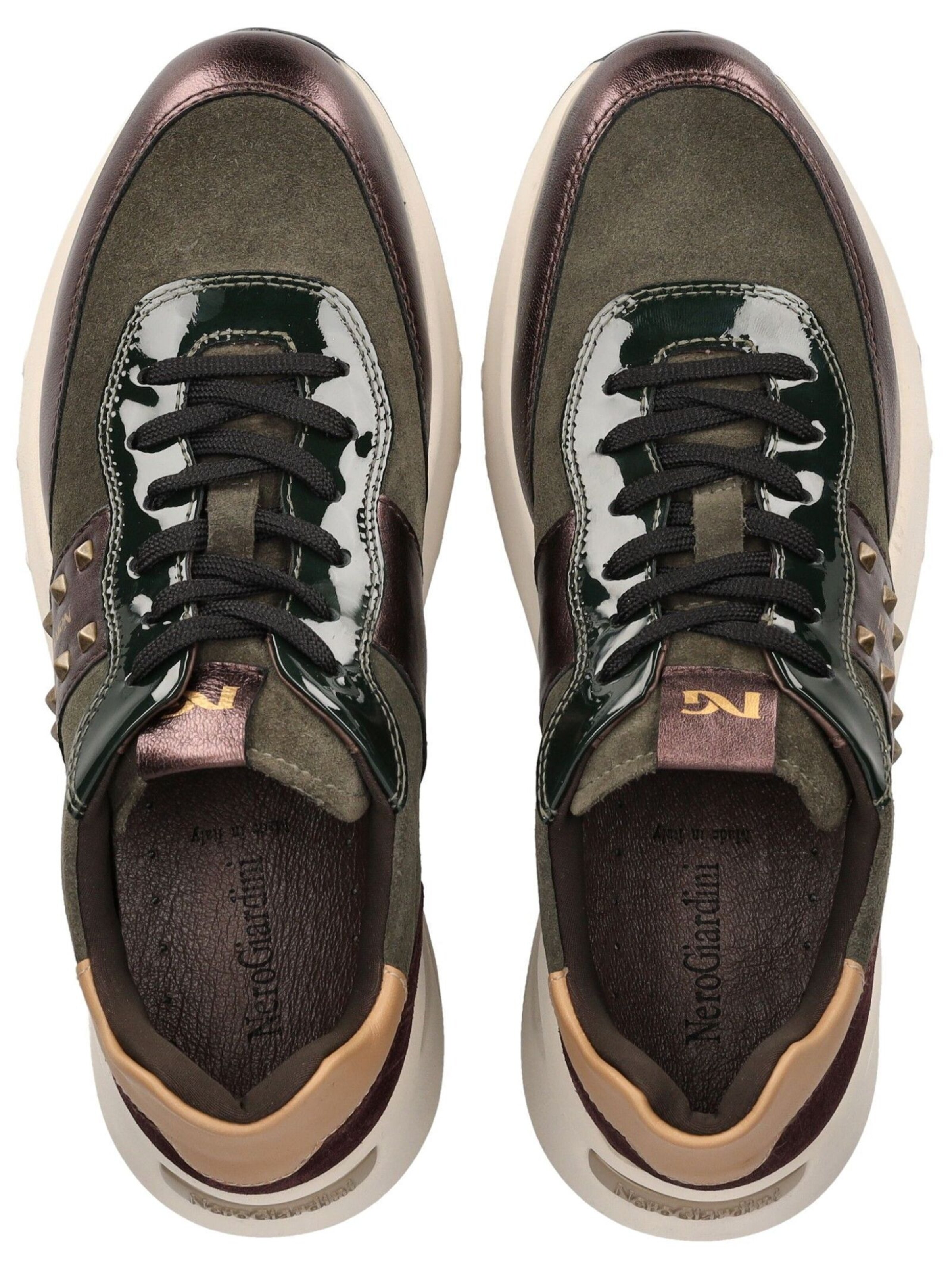 Baskets basses Nero Giardini en mélange de couleurs