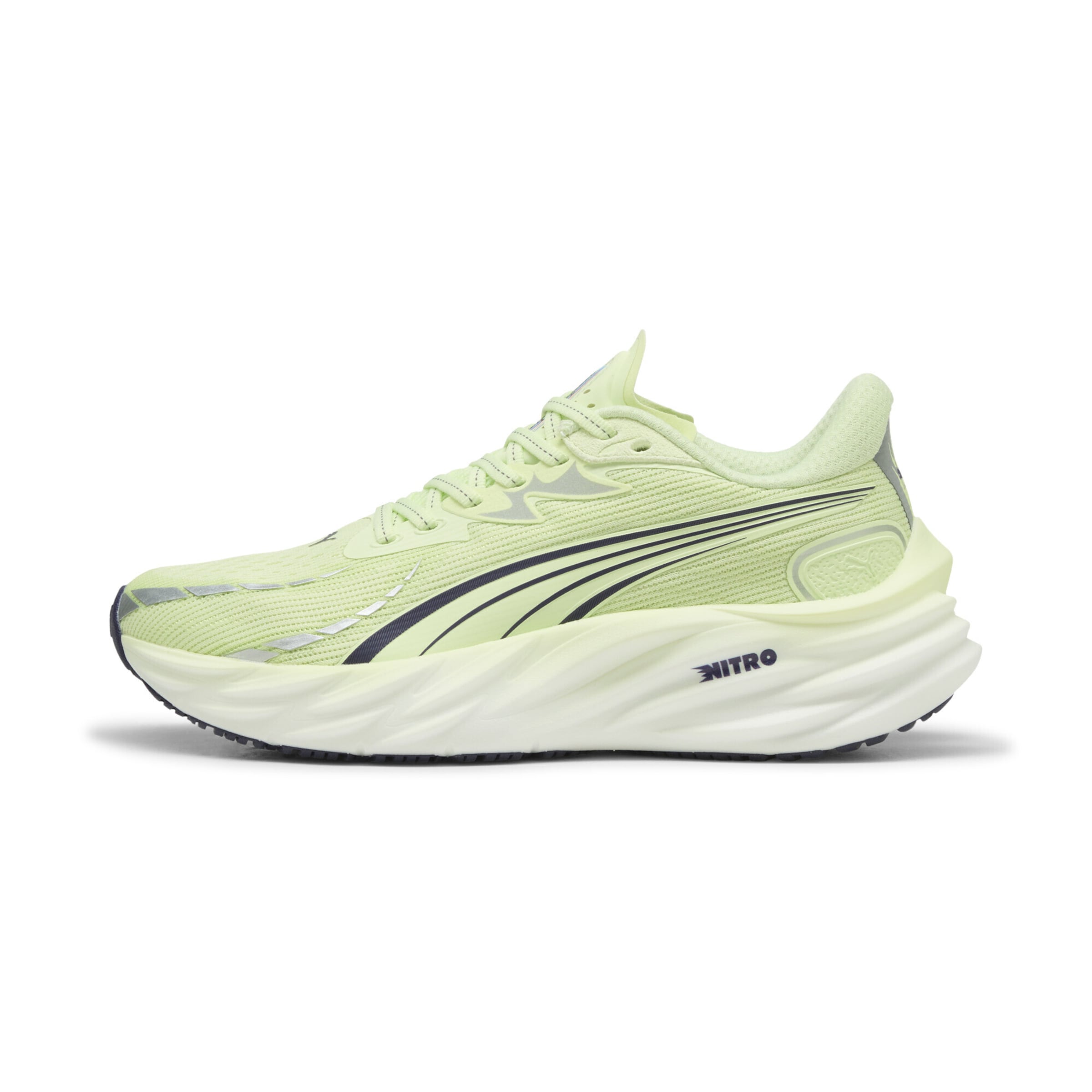 PUMA Loopschoen 'Velocity NITRO™ 4' in Groen: voorkant