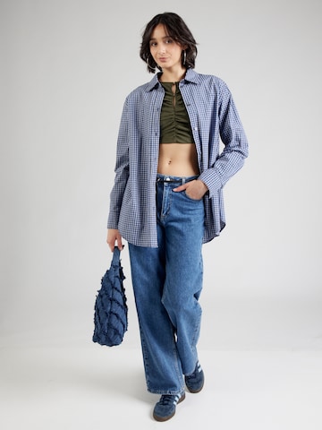 ABOUT YOU T-Shirt 'Loreen' in Grün