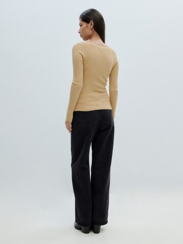 Pullover 'Umbrielle' di EDITED in beige